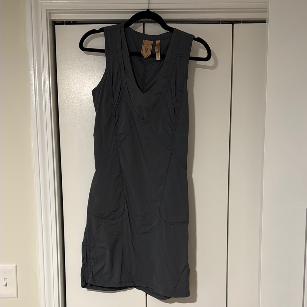 Gray Sleeveless V-Neck Sheath Dress